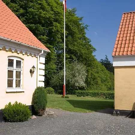 Munkebjerg Bed and breakfast 3*